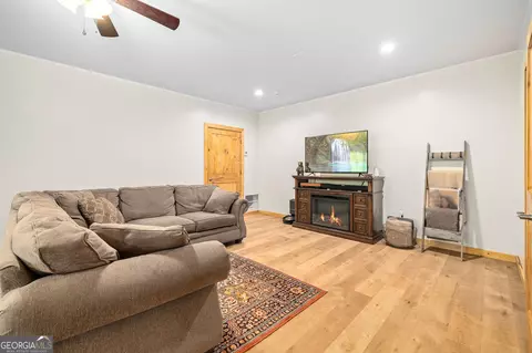 Living - 3617 Pea Ridge Rd, Cornelia, GA 30531 photo 5 of 5