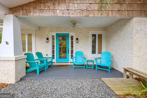 Exterior - 103 Cater St, St. Simons, GA 31522 photo 2 of 10