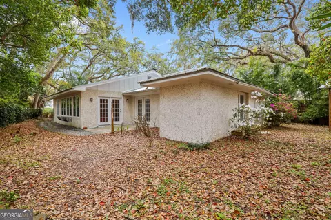 Exterior - 103 Cater St, St. Simons, GA 31522 photo 7 of 10