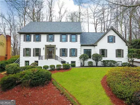 1565 Summerset Dr, Atlanta, GA 30338