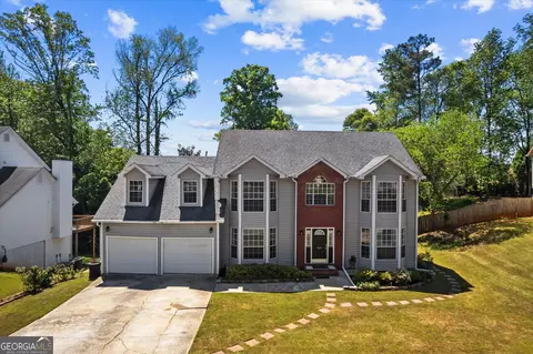 563 Lone Oak Dr, Lithonia, GA 30058