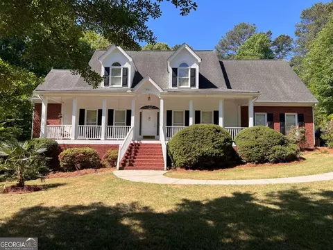 3707 Coldwater Ln, Snellville, GA 30039