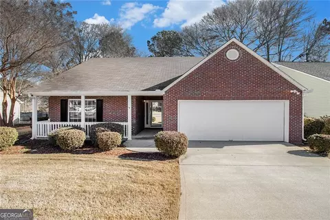 741 Jacoby Dr, Loganville, GA 30052