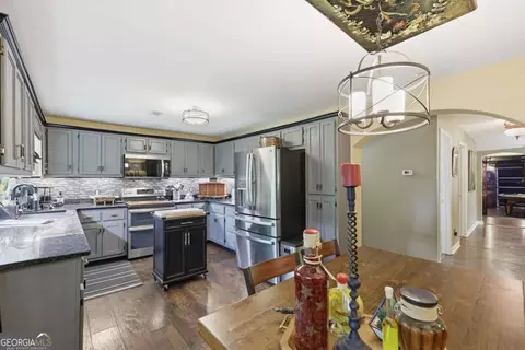 Kitchen - 238 Currahee Cir, Toccoa, GA 30577 photo 2 of 4