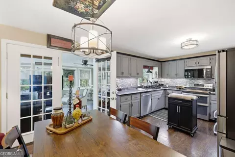 Kitchen - 238 Currahee Cir, Toccoa, GA 30577 photo 3 of 4