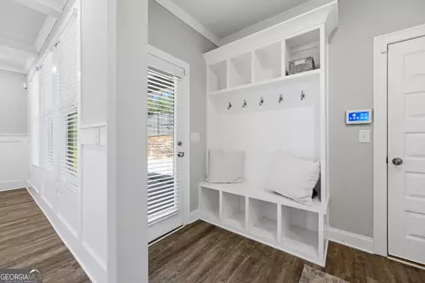 Entry Way - 357 Edgewater Dr, Athens, GA 30605 photo 2 of 4