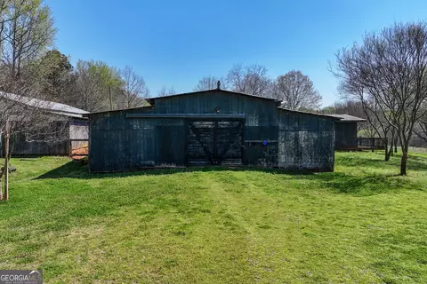 Exterior - 357 Edgewater Dr, Athens, GA 30605 photo 2 of 4