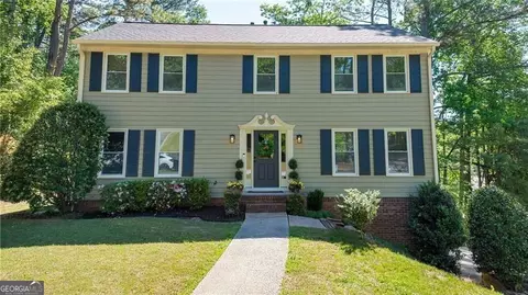 4541 Queen Anne Ct SE, Mableton, GA 30126