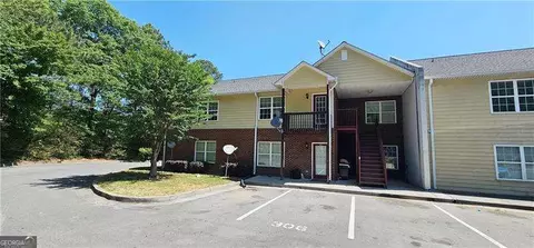 316 Waterford Dr, Calhoun, GA 30701