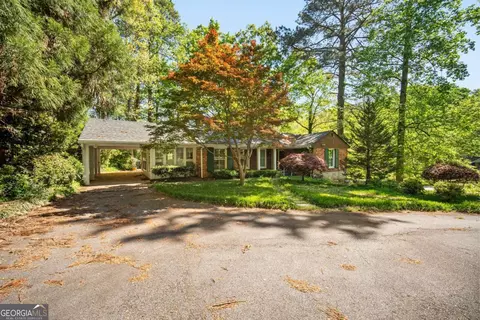 2978 Jodeco Dr, Jonesboro, GA 30236