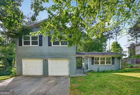 523 Barbashela Cir, Stone Mountain, GA 30088