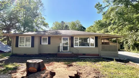 7 Sandy Beach Ter NW, Rome, GA 30165