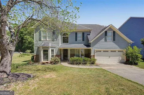 7124 Big Woods Dr, Woodstock, GA 30189