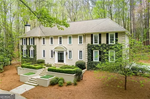 2755 Mack Dobbs Rd, Kennesaw, GA 30152