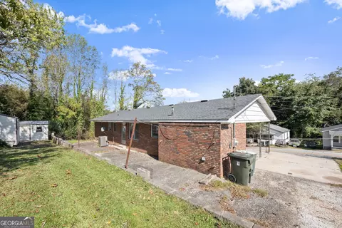 Exterior - 574 S Sage St, Toccoa, GA 30577 photo 7 of 9