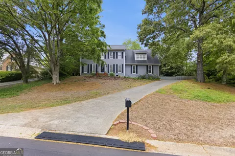 206 Comstock Ct, Lawrenceville, GA 30044