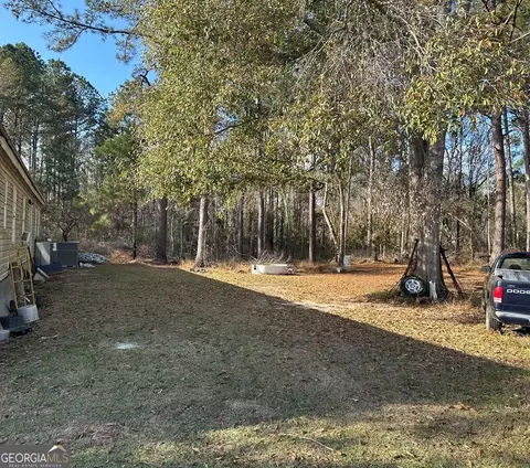 Exterior - 686 Victory Cir, Lyons, GA 30436 photo 3 of 12