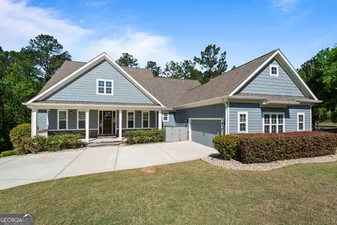 115 Crescent Creek Dr, Fayetteville, GA 30215