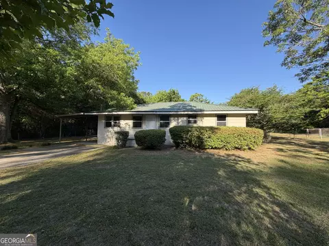 6045 Skipperton Rd, Macon, GA 31216