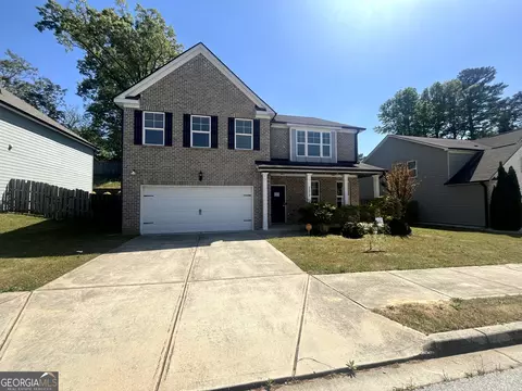 2272 Annes Lake Cir, Lithonia, GA 30058