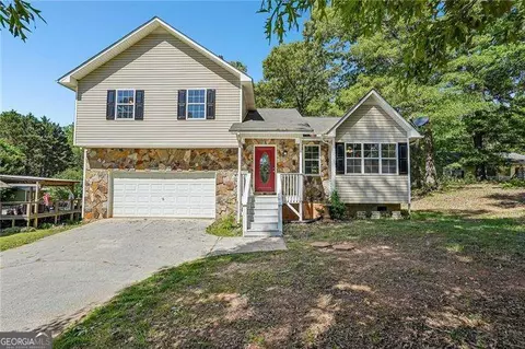 759 Buck Blvd SE, Calhoun, GA 30701