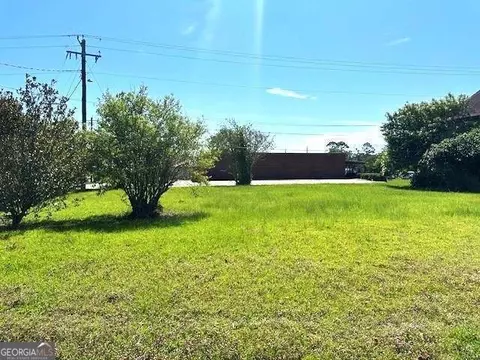 Other - 130 S Washington St, Lyons, GA 30436 photo 10 of 11