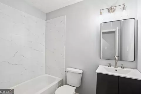 6430 Oakleaf Way, Morrow, GA 30260 photo 5