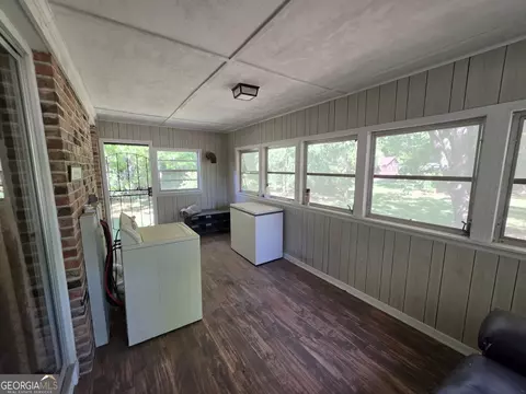 Exterior - 109 Springdale Dr, Washington, GA 30673 photo 5 of 10