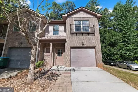1303 Harbins Ridge Dr, Norcross, GA 30093