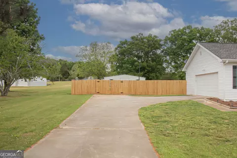 Exterior - 225 Graystone Dr, Covington, GA 30014 photo 3 of 3