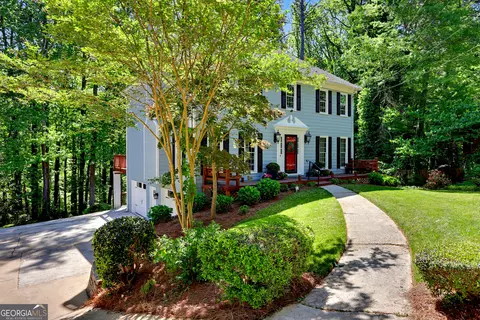 5602 Grist Stone Dr SW, Lilburn, GA 30047