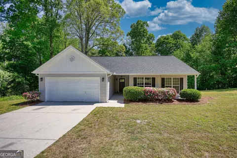 854 Hawk Creek Trl, Winder, GA 30680