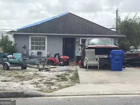 233 16th St SW, Vero Beach, FL 32962