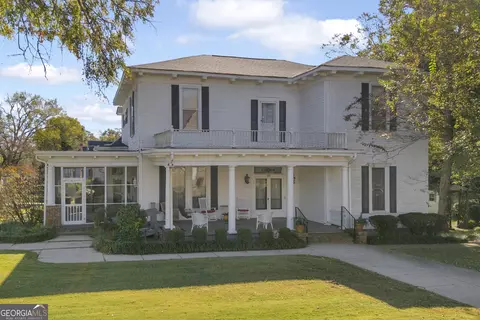 105 S Thomas St, Elberton, GA 30635