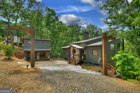 590 Deer Crest Rd, Blue Ridge, GA 30513