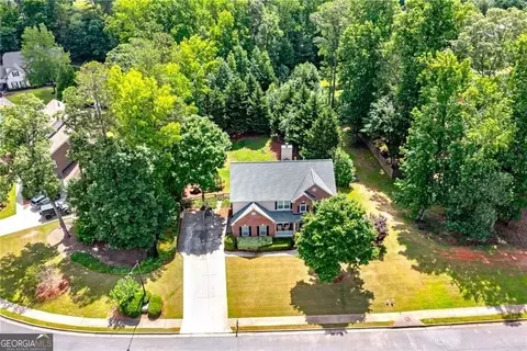 1120 Bagwell Dr, Kennesaw, GA 30152