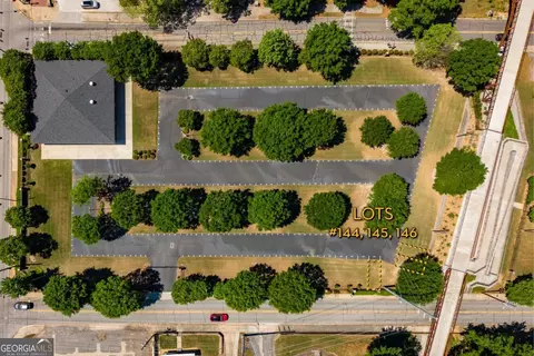 225 Oak St #144, Athens, GA 30605