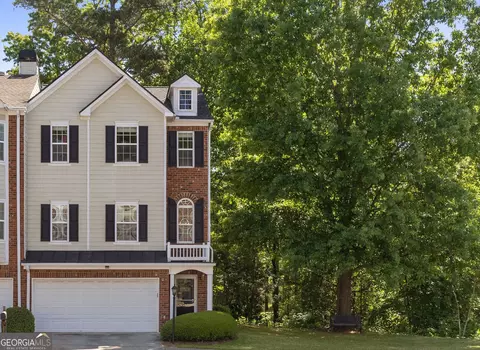 446 Sandtrap Ln, Sugar Hill, GA 30518