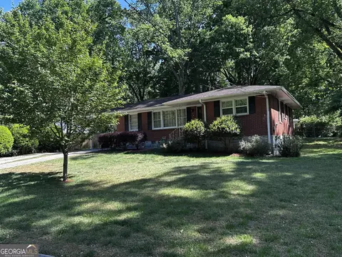 126 Ingleside Dr, Jonesboro, GA 30236