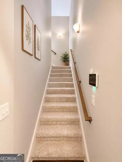Entry Way - 106 Rawlins Pt, Perry, GA 31069 photo 4 of 4