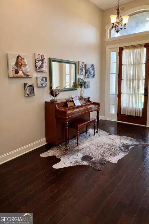 Entry Way - 106 Rawlins Pt, Perry, GA 31069 photo 2 of 4