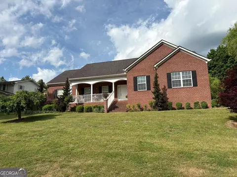 805 Thomas Ave, Chickamauga, GA 30707