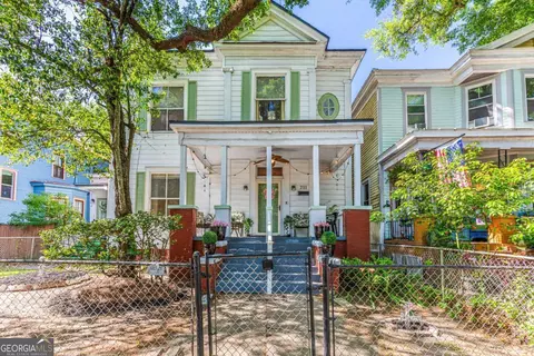 211 W 34th St, Savannah, GA 31401
