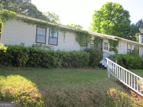 4705 Ernest Dr, Forest Park, GA 30297