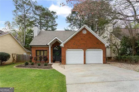 1010 Chateau Ln SE, Smyrna, GA 30082