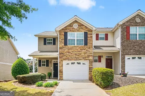 228 Derby Ct, Acworth, GA 30102