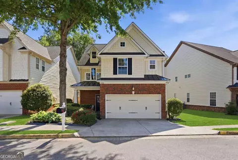 5740 Chatham Cir, Norcross, GA 30071