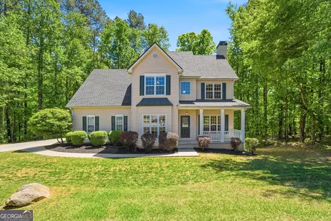 190 Valley Bluff Dr, Fayetteville, GA 30215