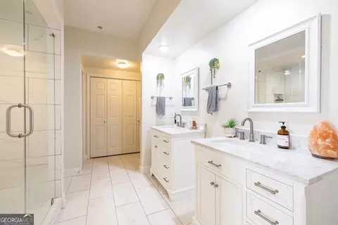 Bath - Undisclosed, Atlanta, GA 30319 photo 2 of 3
