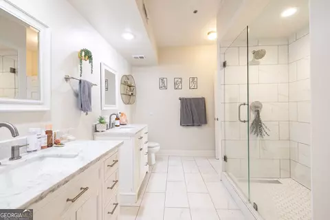 Bath - Undisclosed, Atlanta, GA 30319 photo 3 of 3